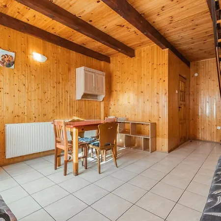 Lodge Przestronne *